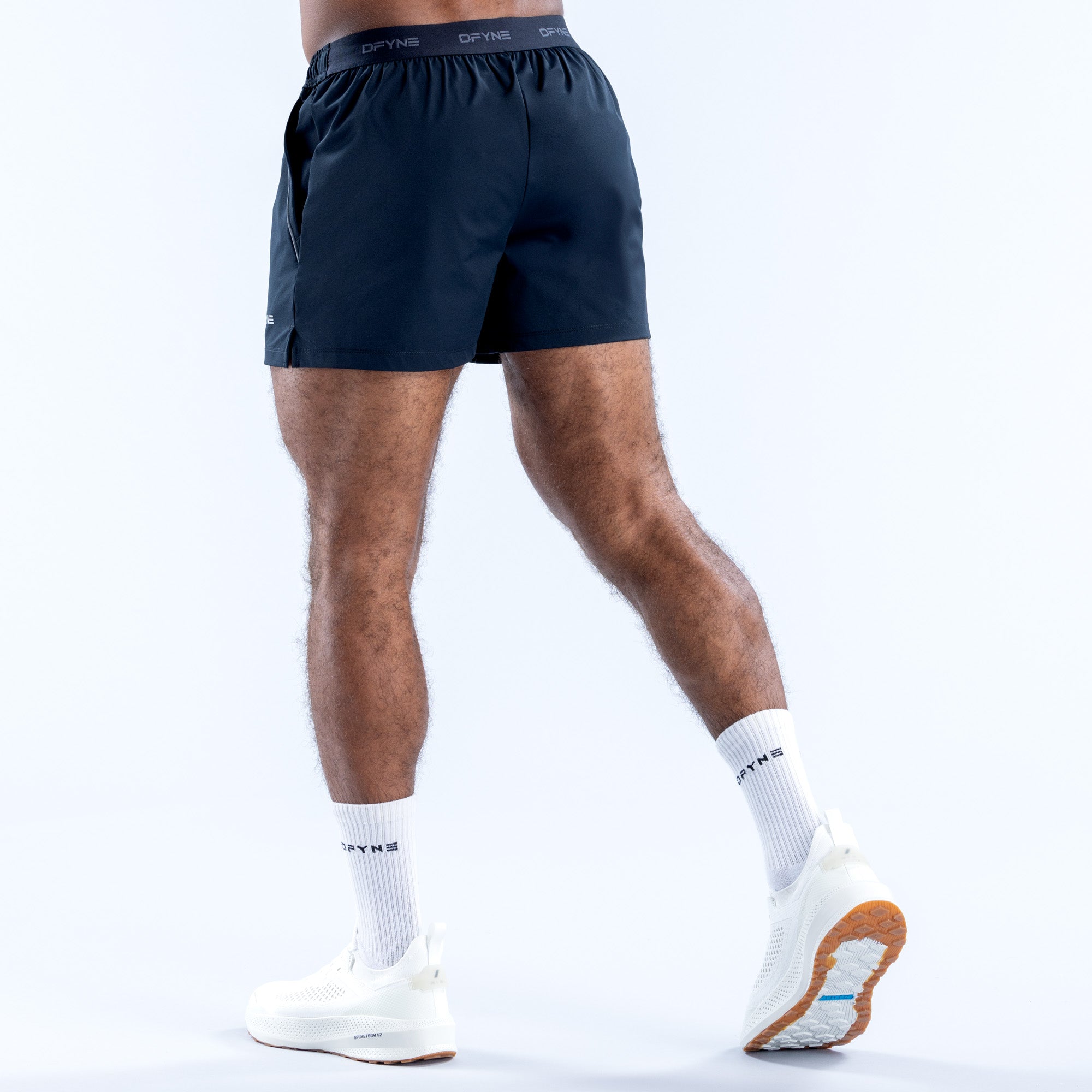 Alternative view of Charge Training Shorts | 4"